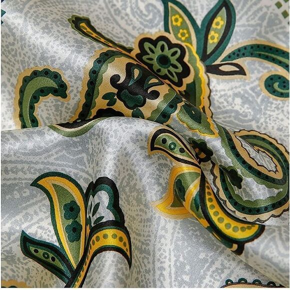 Green Paisley Silk Scarf - Picture 4 of 6